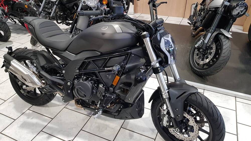 Benelli 502 C (2019 - 20) (2)