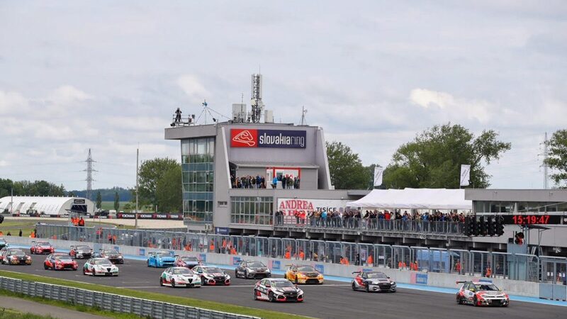 WTCR 2019, Slovakiaring, Gara2: vince Girolami, Ceccon (Alfa) 3&deg;