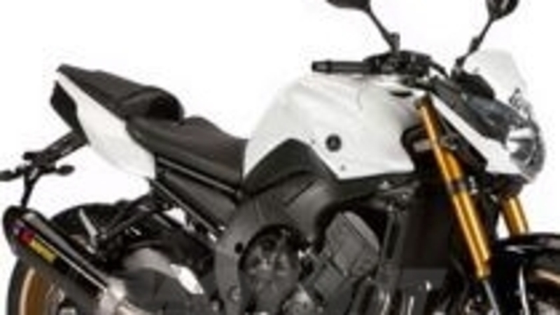 Yamaha FZ8 con 900 euro di accessori in omaggio