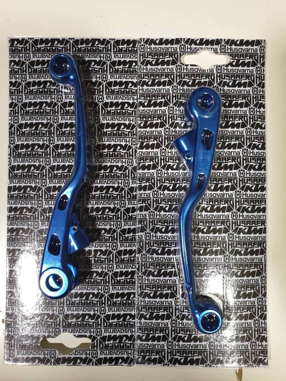 Leve husqvarna magura blu