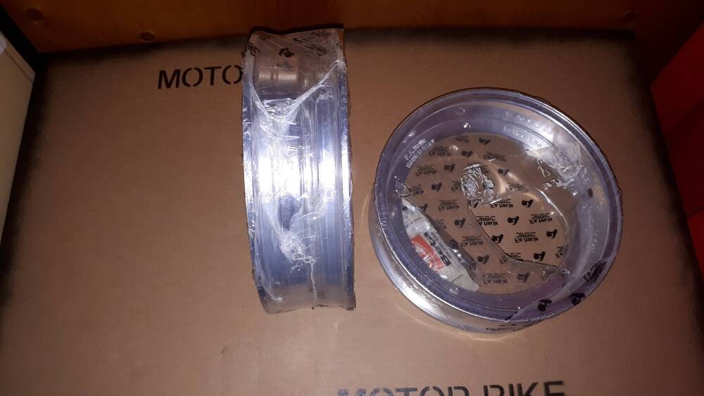 Cerchi ruota F. A. in lega Piaggio (5)