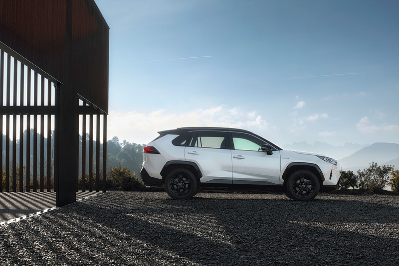 Il nuovo SUV Toyota RAV4