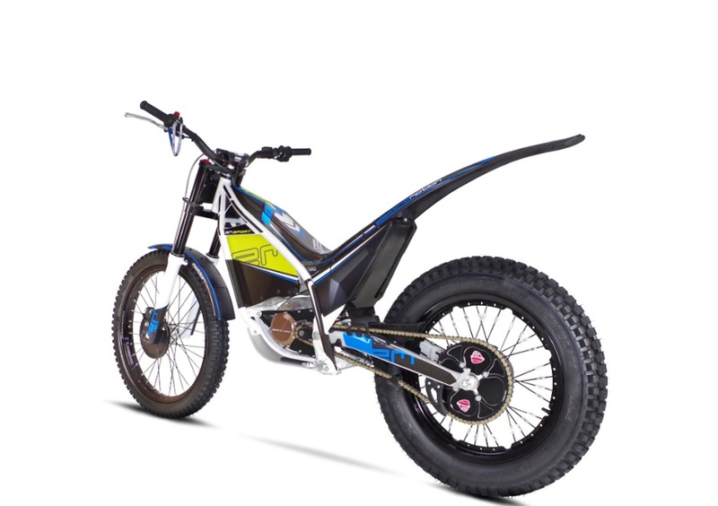 EM Sport Sport (2019 - 20) (2)