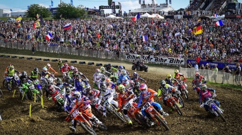 Orari TV MX 2019. GP di Francia: &egrave; sfida Cairoli/Gajser