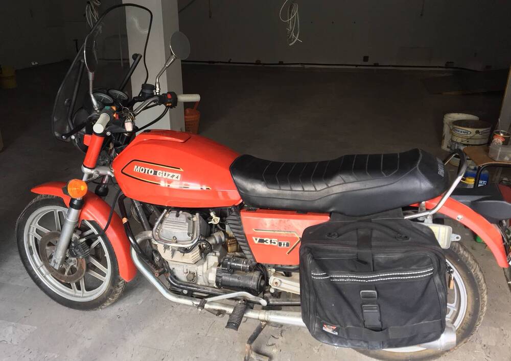Moto Guzzi V35 II