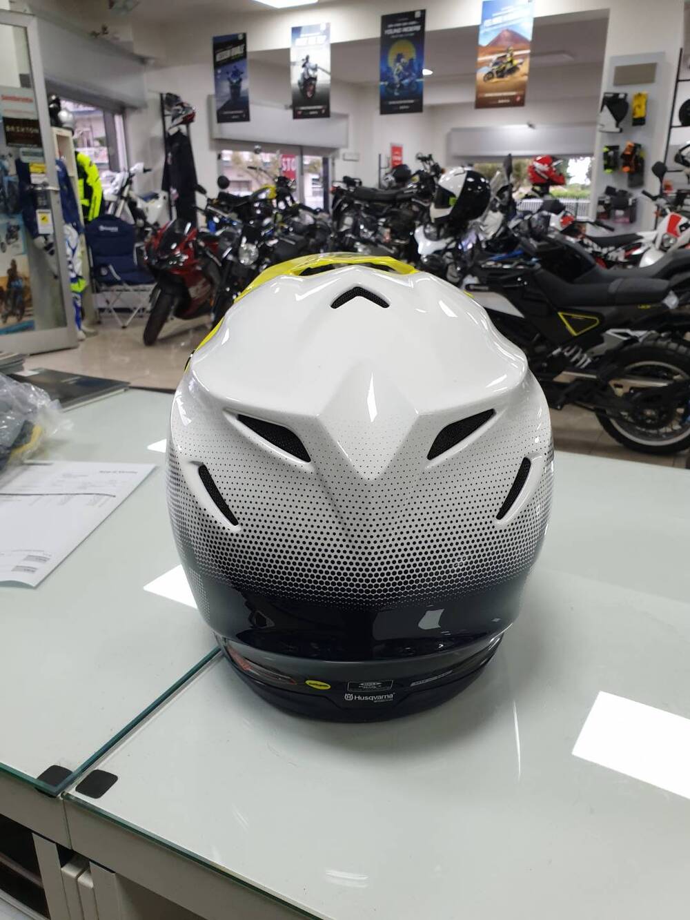 Casco Husqvarna Bell (4)