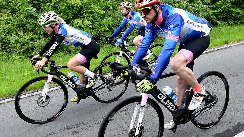 Giro-E. Una tappa con il team BFD in sella a una eBike Olmo-Polini