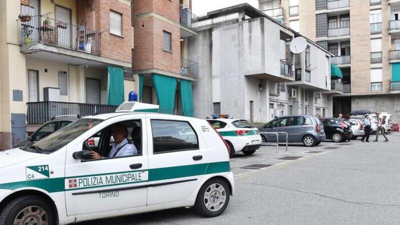 Tassista a 120 km/h per le strade di Torino: -16 punti della patente