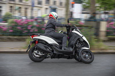 Piaggio MP3 300 HPE Sport, TEST