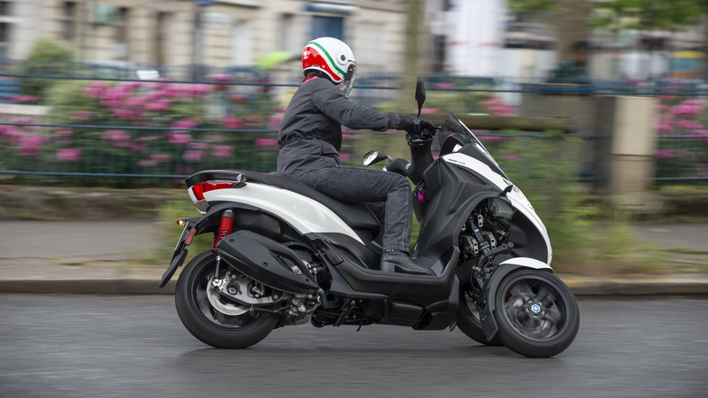 Piaggio MP3 300 HPE Sport, TEST