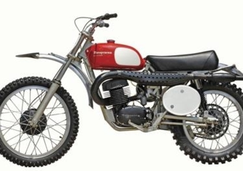All&#039;asta i trofei e la Husqvarna 400 di Steve McQueen 