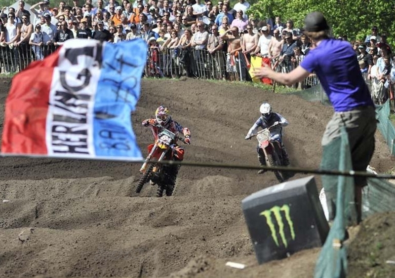 Cairoli vince a sorpresa a Valkenswaard