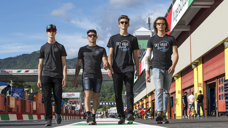 Una giornata con i piloti del Racing Team Sky VR46 Moto2 e Moto3