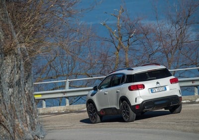 Citroen C5 Aircross, Motori: con EAT8 e nuovo 1.6 benzina 180 CV si è top, attendendo il Plug-in [video]