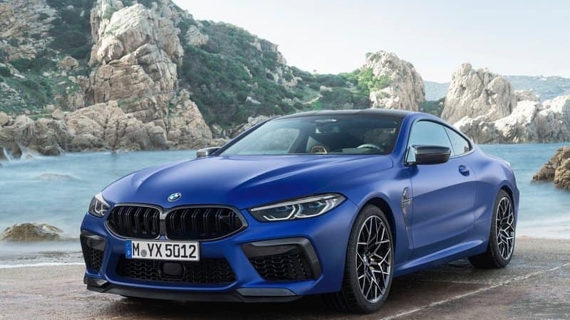 BMW M8 Competition, coup&eacute; e cabrio da 625 CV