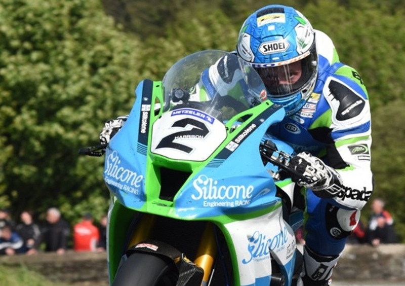 TT 2019, Harrison vince la Senior