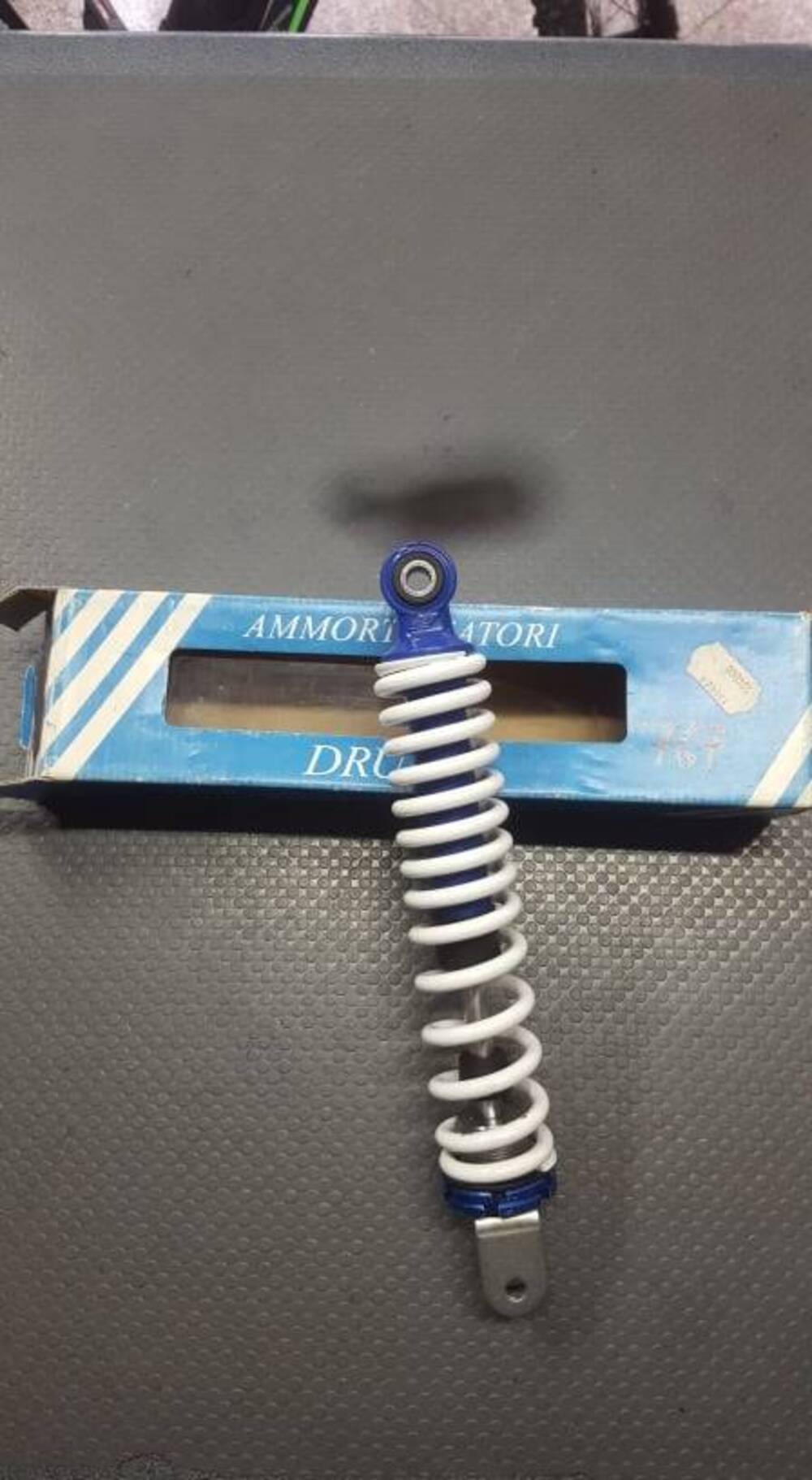 AMMORTIZZ. POST. REGOL. DRUNO APRILIA SCARABEO 50 Rms