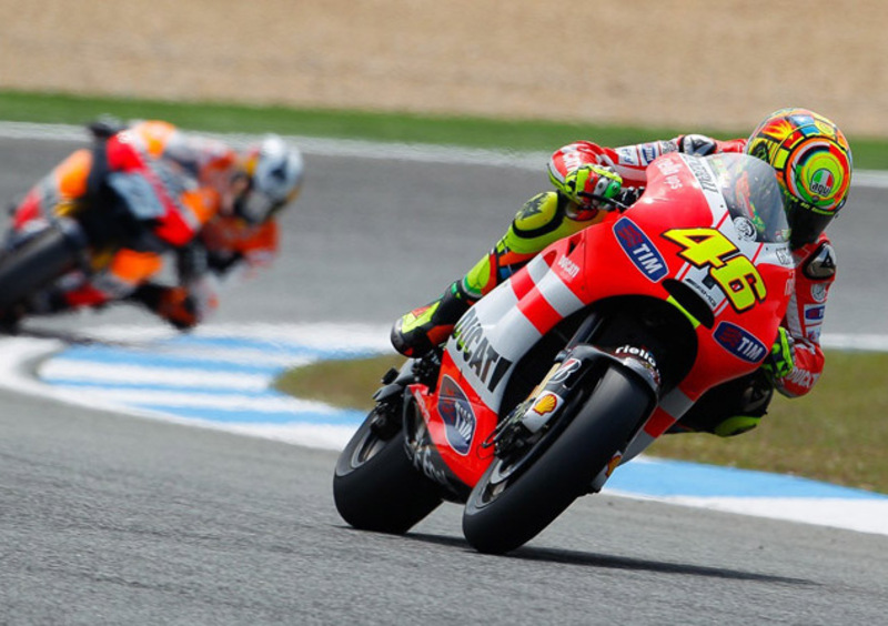 Rossi, Stoner e una &quot;scia&quot; di polemiche