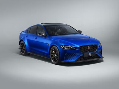 Jaguar XE SV Project 8 Touring: 15 esemplari per la strada