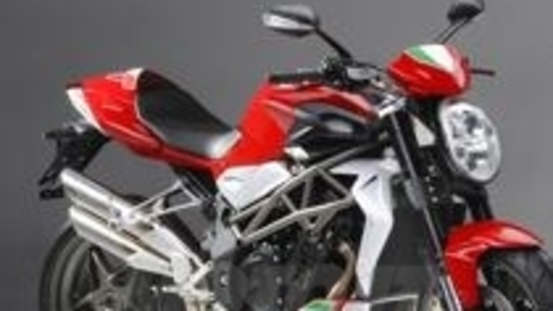 MV Agusta Brutale 990R 150&deg;