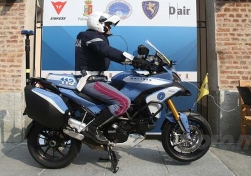 Dainese e Polizia insieme al Giro D&#039;Italia