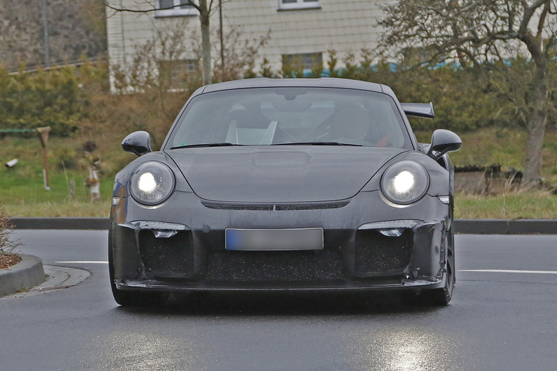 Porsche 911 GT3 RS 4.2: fa paura, anche nello spy