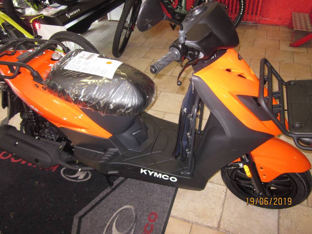 Kymco Agility 125 Carry (2021 - 25) (2)