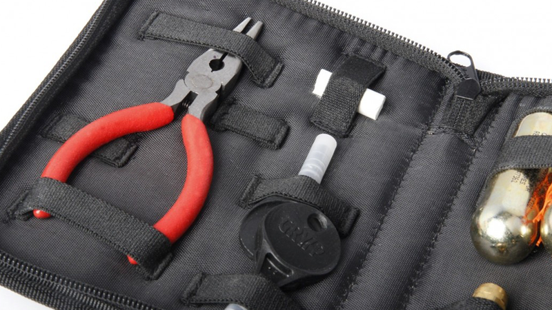 OJ: Easy Tubeless Tyre Repair kit