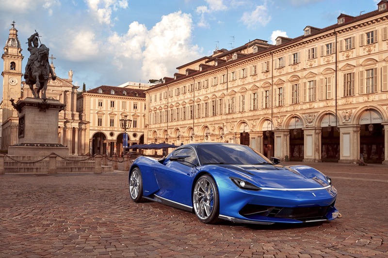 Pininfarina Battista, al Parco Valentino la versione aggiornata