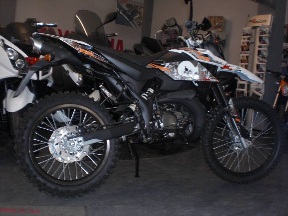 KSR Moto TR 50 X 2T (2014 - 17) (3)