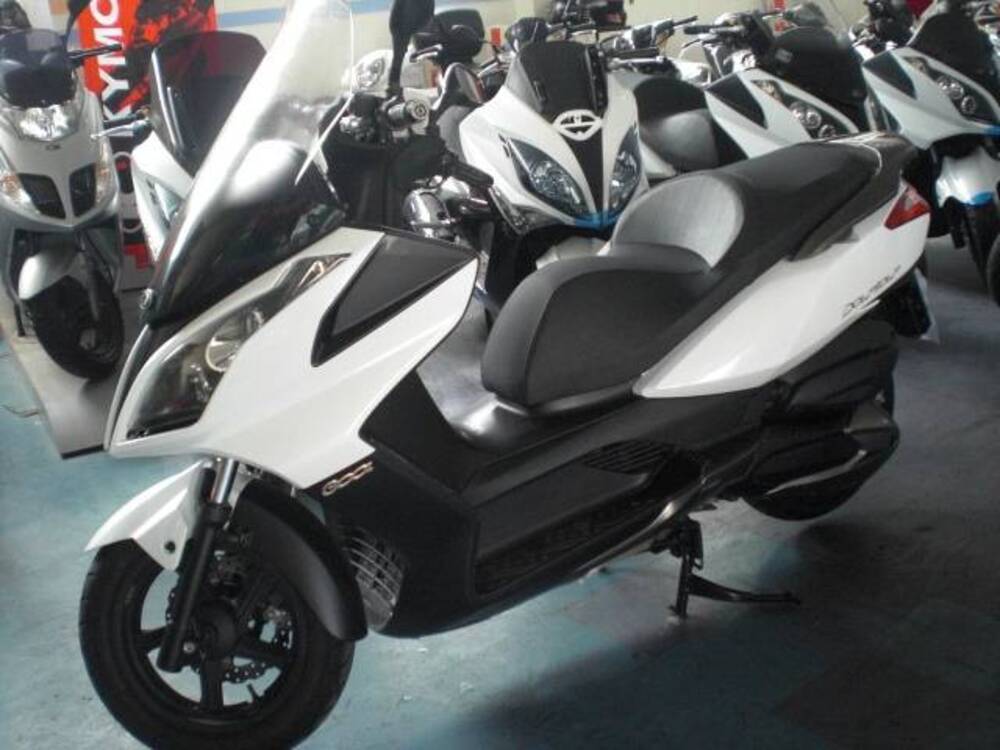 Kymco Downtown 300i ABS (2009 - 17)