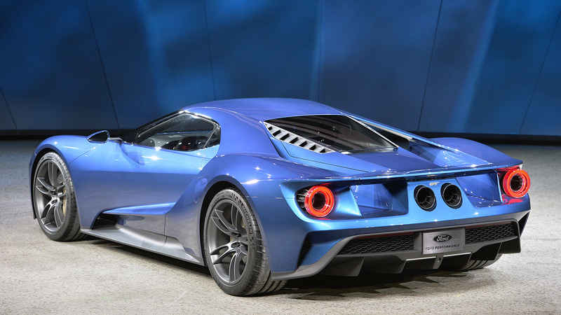 Ford GT: ecco quanto costa il sogno americano