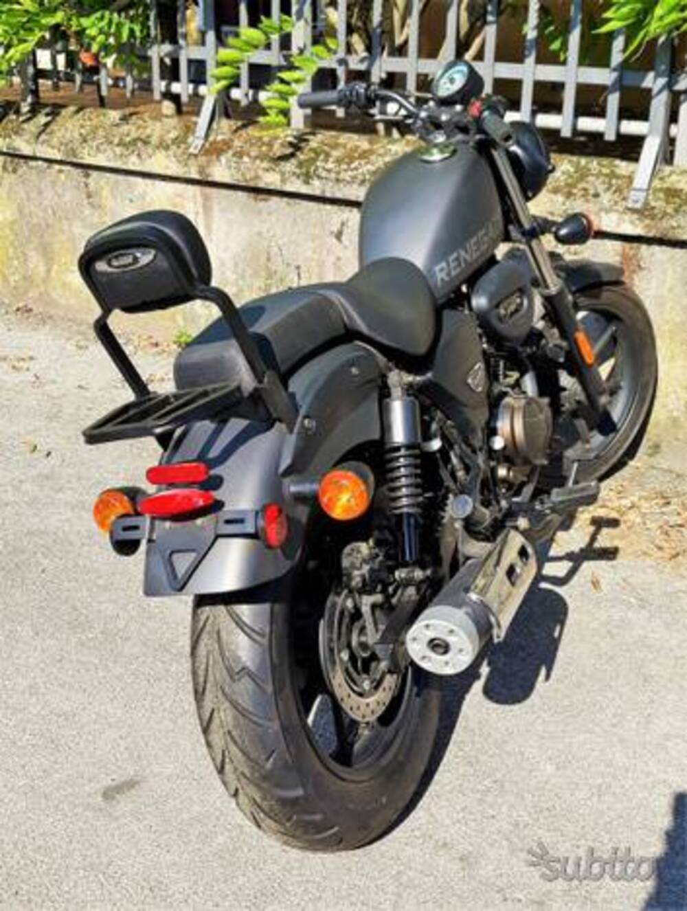 Um Italia Renegade Sport 125 (2019 - 22) (2)