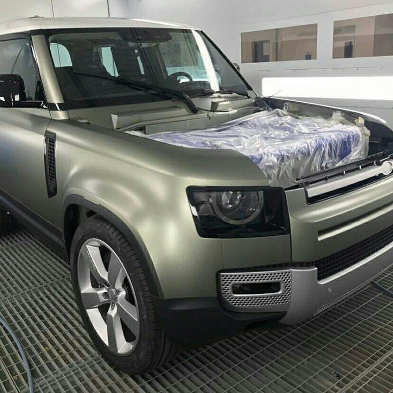 Land Rover Defender 2020: la Rete svela la gamma