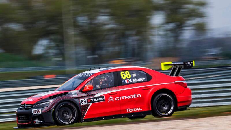 WTCC 2016, qualifiche Slovacchia: pole per Muller