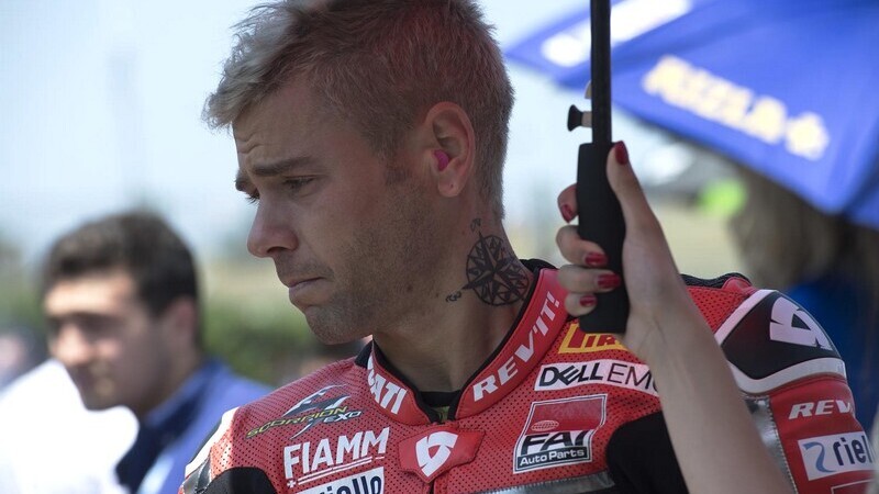 SBK 2019 a Donington. Alvaro Bautista: &quot;Un problema tecnico &egrave; la causa delle mie cadute&quot;