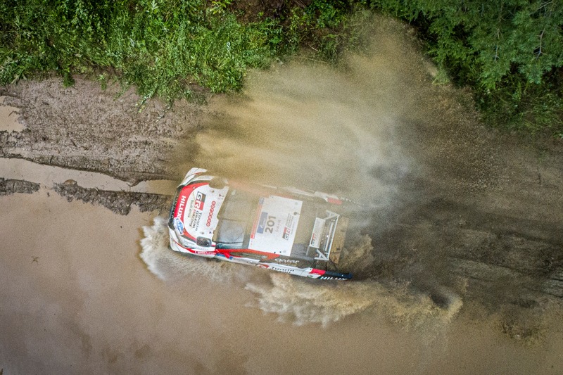 Silk Way Rally 2019-1. Al Attiyah (Toyota) e i Fratelli Benavides