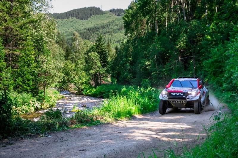 Silk Way Rally 2019-2. Al-Attiyah (Toyota) e Sunderland (KTM)