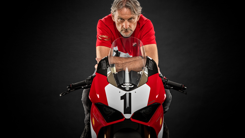 Ducati Panigale V4 25&deg; Anniversario 916. Omaggio al mito e a Fogarty