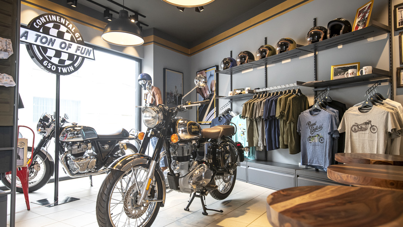 Royal Enfield: nel nuovo Concept Store svelata la Bullet Trials