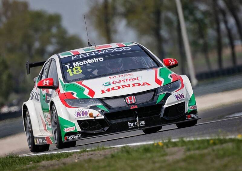 WTCC Slovacchia, Opening Race: vince Monteiro