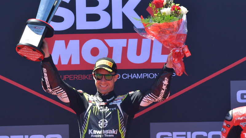 SBK 2019. Rea vince Gara-1 a Laguna Seca