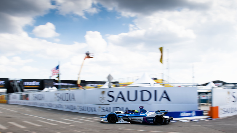 Formula E, E-Prix di New York: pole position di Alexander Sims