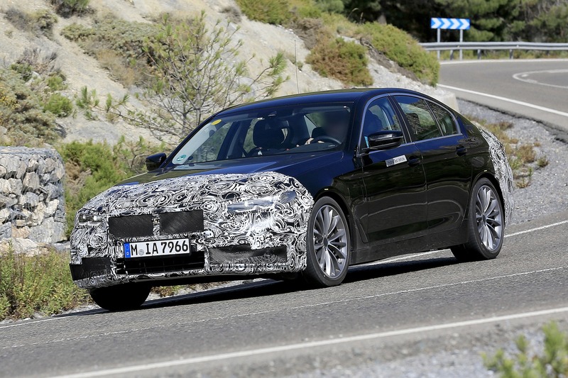 BMW Serie 5: restyling e nuovo motore ibrido?