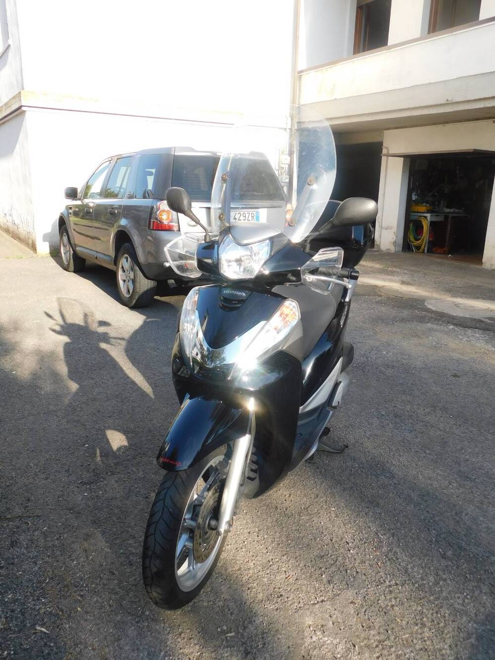 Honda SH 300 i ABS (2013 - 14) (2)