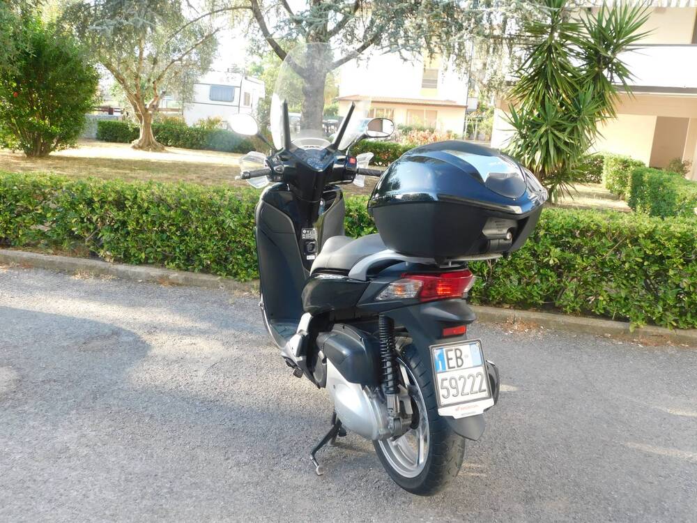 Honda SH 300 i ABS (2013 - 14) (3)