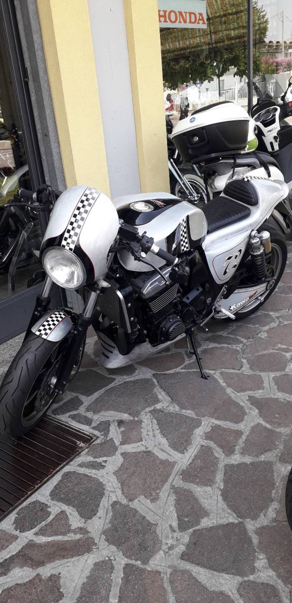 Kawasaki ZRX 1200 (2000 - 05)