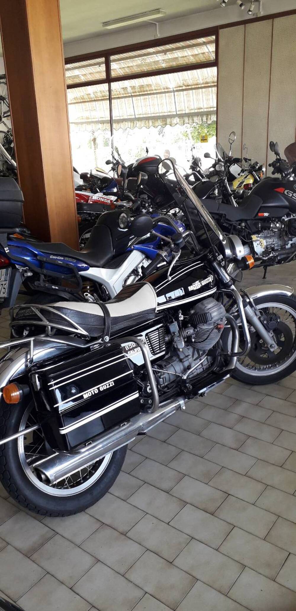 Moto Guzzi T3 850 - T (1975 - 84) (2)