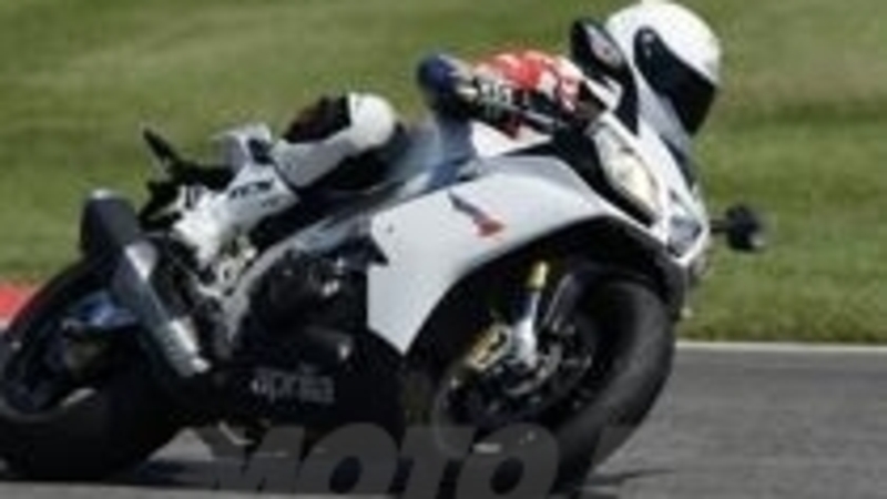 Aprilia RSV4 R APRC 