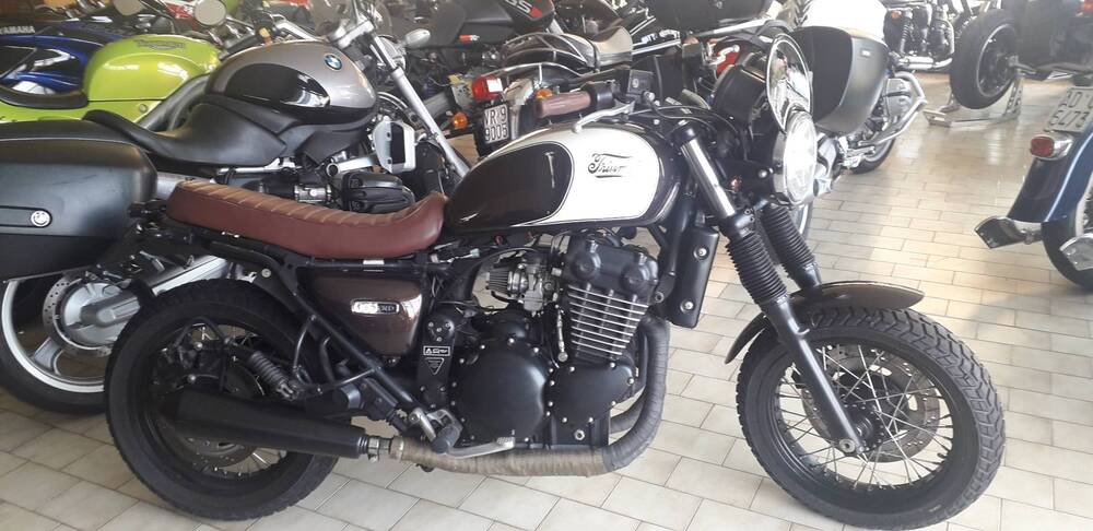 Triumph Legend TT 900 (1998 - 02)